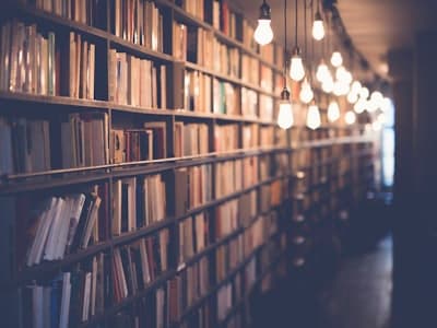 law card - books premium
